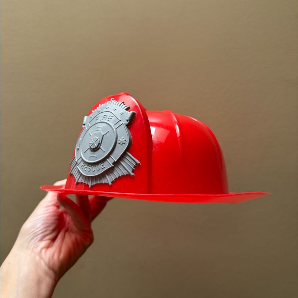 (💚4/$20) Kids Red Firefighter Helmet